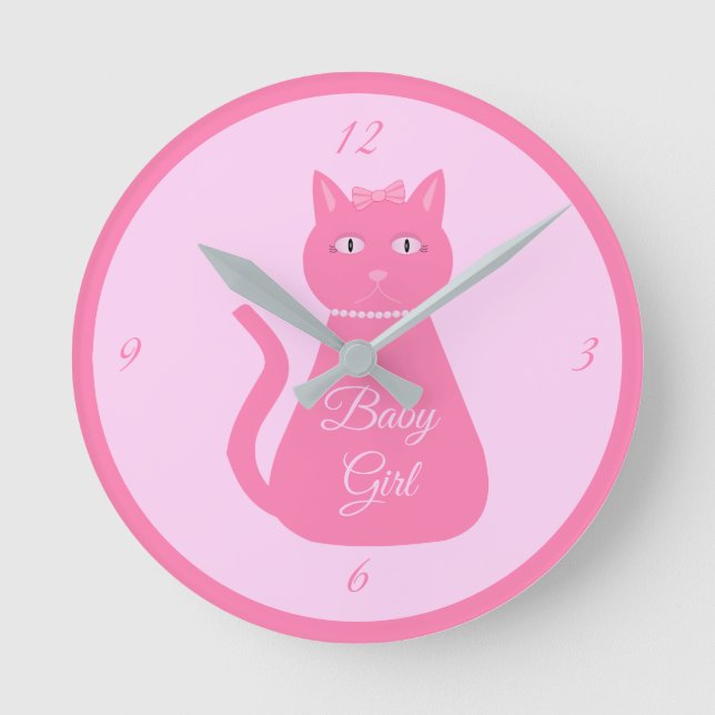 Hübsch Pink Baby Girl Cat Custom Kinderzimmer Runde Wanduhr (Vorderseite)