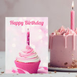 Hübsch Pink Cupcake Foto Custom Happy Birthday Postkarte<br><div class="desc">Senden Sie mit dieser schönen Pink Cupcake Foto Postkarte süße Geburtstagwünsche. Die Tortenfotografie beinhaltet ein niedliches Dessert mit einer Single-Kerze unter Ihrem personalisierten Happy Birthday-Skript.</div>