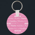 Hübsch Pink Girls Name Schriftart Collage Custom T Schlüsselanhänger<br><div class="desc">Dieser hübsche rosa Schlüsselanhänger ist mit dem Namen Ihres Teenagers oder kleinen Mädchens in 9 verschiedenen schönen Schriftart angepasst. Ein niedliches personalisiertes Geschenk für ein Kind oder einen Teenager.</div>