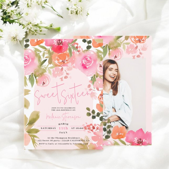 Hübsch rosa Blumenwasser-Foto Chic Sweet 16 Einladung (Pretty pink floral watercolor photo chic Sweet 16 Invitation)