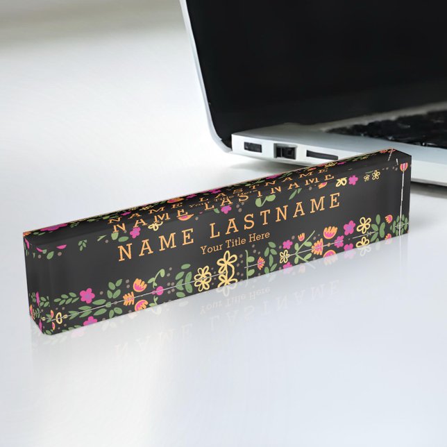 Hübsch rosa Floral Custom Black Desk Namplate Namensplakette (Von Creator hochgeladen)