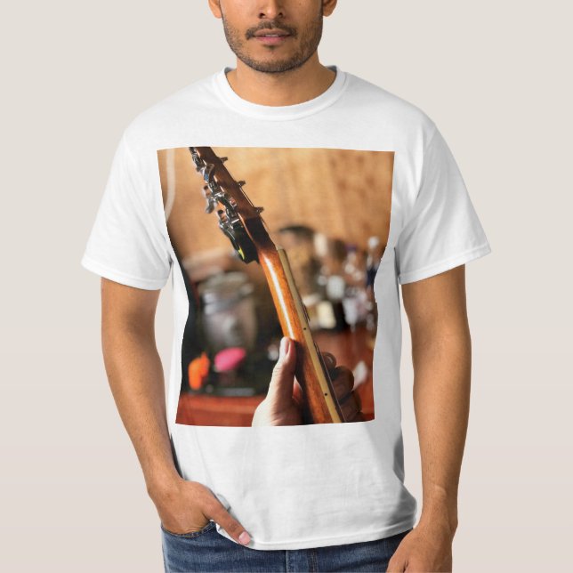 Hübsche akustische Gitarre T-Shirt (Vorderseite)