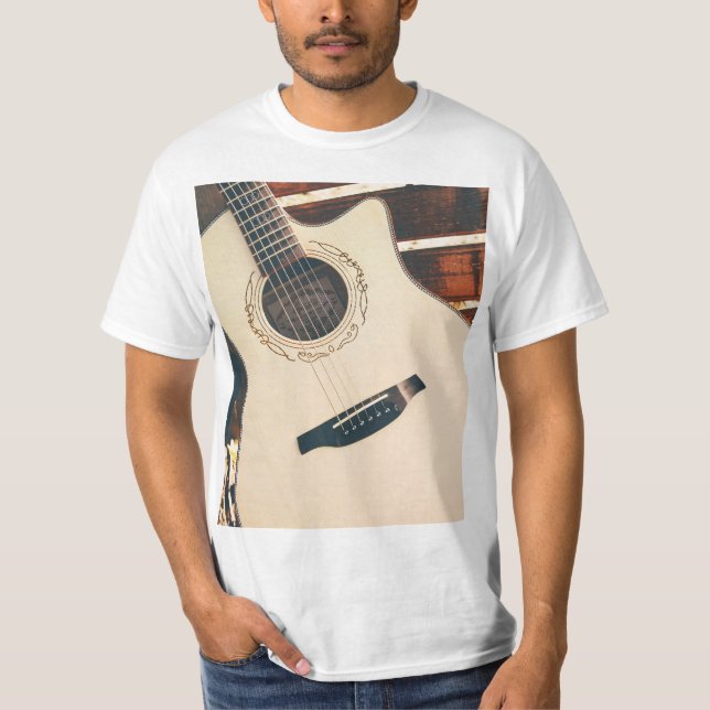 Hübsche akustische Gitarre T-Shirt (Vorderseite)