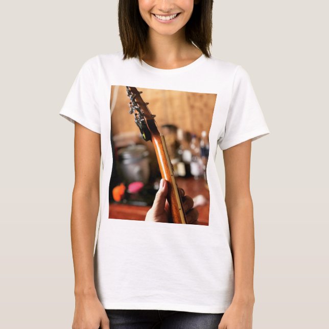 Hübsche akustische Gitarre T-Shirt (Vorderseite)