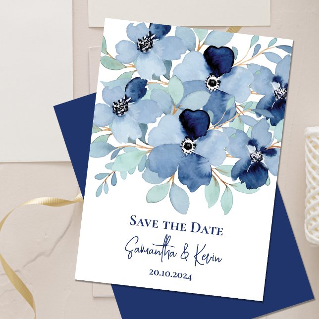 Hübsche bläuliche Blumenhochzeit rettet das Datum (Pretty Stale Blue Floral Wedding Save The Date Invitation)