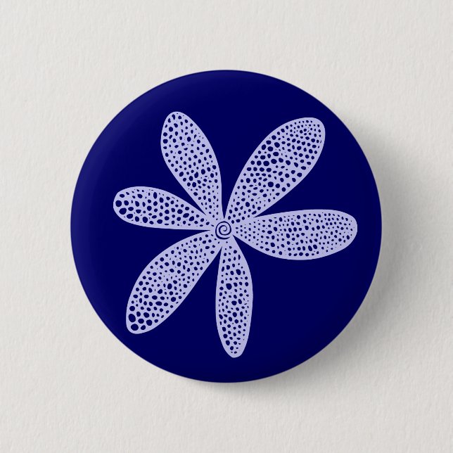 Hübsche Blume - Powblau auf Deep Navy Button (Vorderseite)