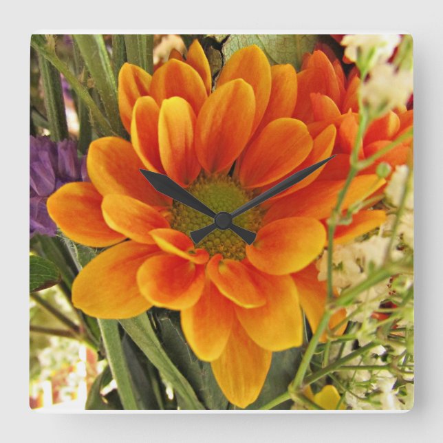 Hübsche Blume Quadratische Wanduhr (Vorderseite)