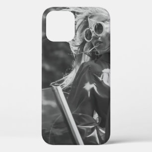 Hübsche Frau in Cabrio Case-Mate iPhone Hülle