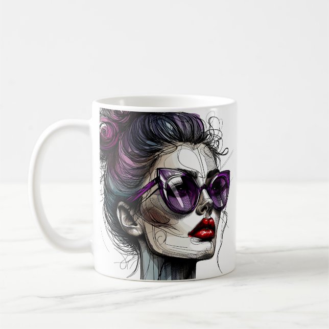 Hübsche Frau in Sonnenbrille und Lila Lipstick Kaffeetasse (Links)