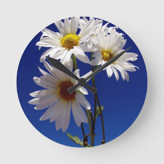 Hübsche Gänseblümchen Runde Wanduhr