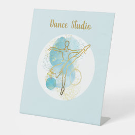 Hübsche Goldballerina Wasserfarbe Abstrakt Sockelschild