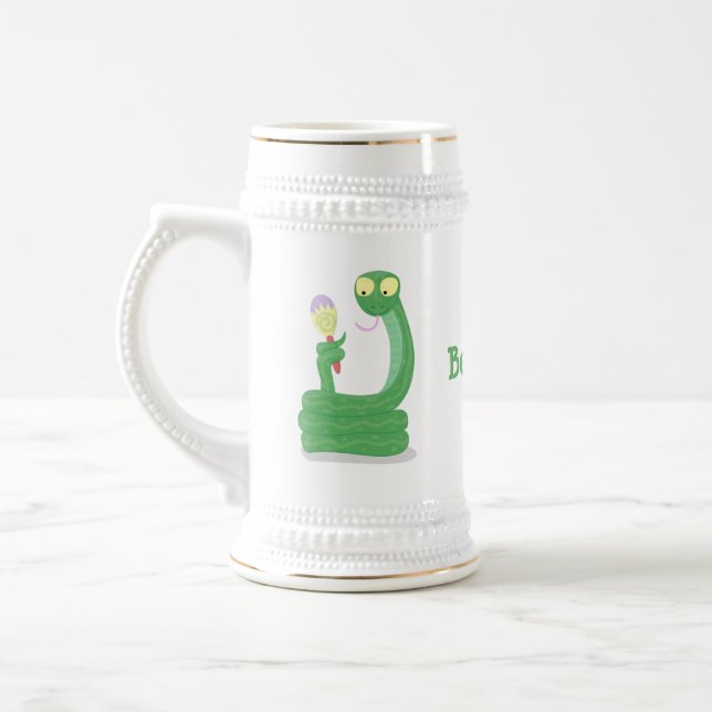 Hübsche grüne Schlange mit Maraca-Cartoon Bierglas (Links)