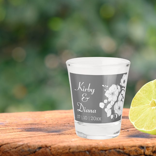 Hübsche Hochzeit von Grau und Weiß Schnapsglas (Von Creator hochgeladen)