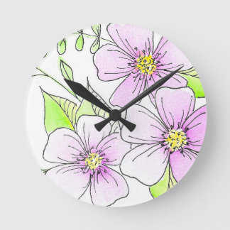 Hübsche lila Aquarellblumen Runde Wanduhr
