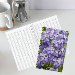 Hübsche lila Delphinium-Blumen Notizbuch