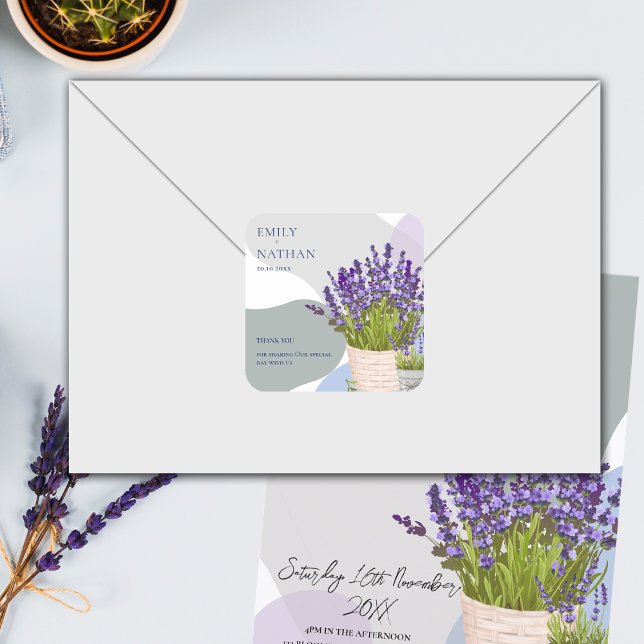 Hübsche Lila Lavender Floral Wedding Vielen Dank Quadratischer Aufkleber (Pretty Purple Lavender Floral Wedding Thank You Square Sticker)
