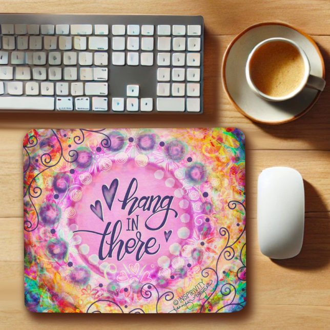 Hübsche Pink-Hänge dort Zitat-Inspiriertheit Mousepad (Von Creator hochgeladen)