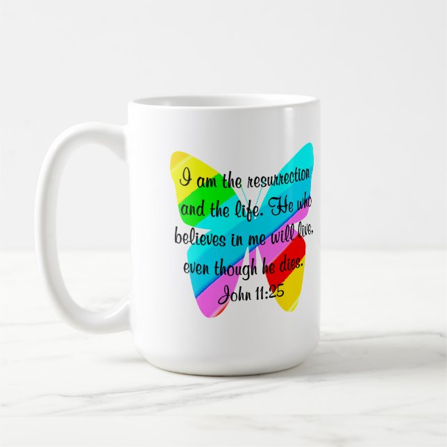 HÜBSCHE RAINBOW-BUTTERFLY-DESIGN VON JOHN 11:25 KAFFEETASSE (Links)