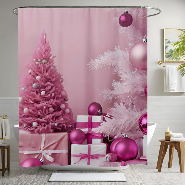 Hübsche, rosa Weihnachtsbäume Hintergrund Duschvorhang (Von Creator hochgeladen)