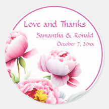 Hübsche rosa Zinnspitzen auf weißer Hochzeit