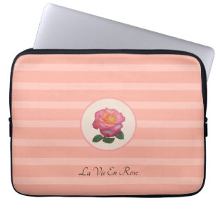 Hübsche Rosenblume auf korallenrosa gestreift Laptopschutzhülle