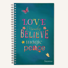 Hübsche Typografie Schmetterlinge Rosa Name Notizbuch