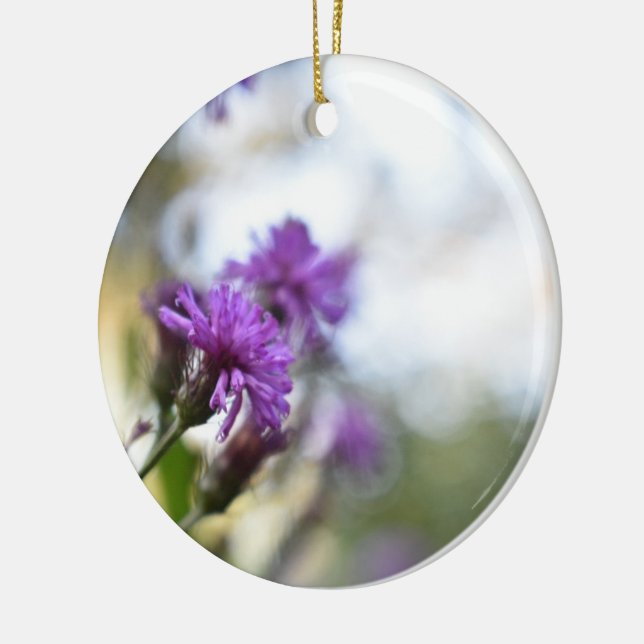 Hübsche violette Blumen Personalisierte Gartengesc Keramik Ornament (Links)