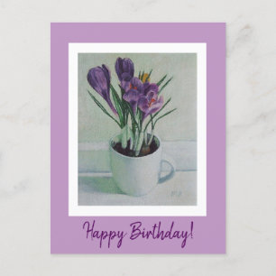Hübsche violette Krokusblumen in einer Tasse Gebur Postkarte