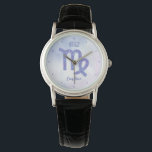 Hübsche Virgo Astrologie Signieren Personalisiert  Armbanduhr<br><div class="desc">Diese hübsche,  personalisierte lila und Lavendel Virgo Uhr zeigt Ihr astrologisches Zeichen aus dem Zodiac in einem schönen Funkeln wie die Sternbilder. Passen Sie dieses niedliche Armbanduhr-Geschenk mit Ihrem Namen in einem wunderschönen Kursivskript für jemanden mit einem späten August oder Anfang September Geburtstag an.</div>