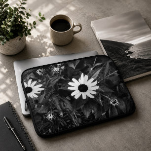 Hübsche weiße Blume Laptopschutzhülle