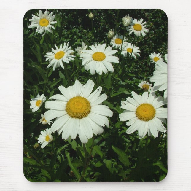hübsche weiße Blume. Mousepad (Vorne)