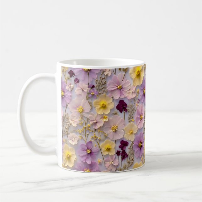 Hübsche whimsistische Wildblume in Rosa und Gelb Kaffeetasse (Links)