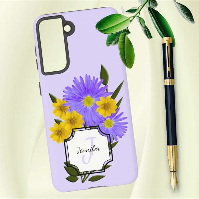 Hübsche Wildblumen für benutzerdefinierte Monogram Samsung Galaxy Hülle (Samsung phone case back with puprle & yellow wildflowers, monogram and name template text)