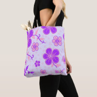 Hübscher Blumendruck Lila und rosa am Lavendel
