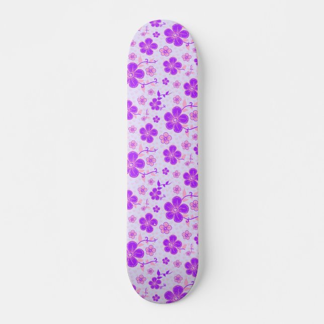 Hübscher Blumendruck Lila und rosa am Lavendel Skateboard (Vorne)