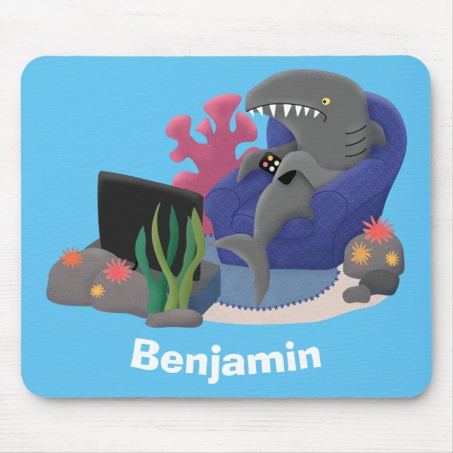 Hübscher Hai beim Fernsehen Cartoon Mousepad (Vorne)