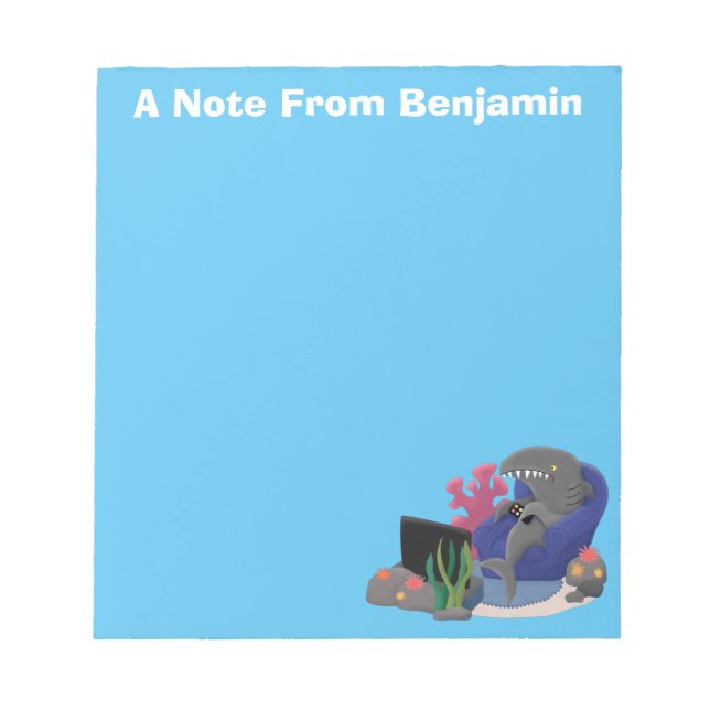 Hübscher Hai beim Fernsehen Cartoon Notizblock (Vorderseite)