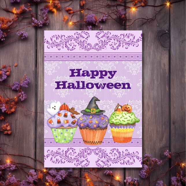 Hübscher Lila Feiertag Karte (Front - Pretty Purple Happy Halloween Cupcakes Holiday Card)