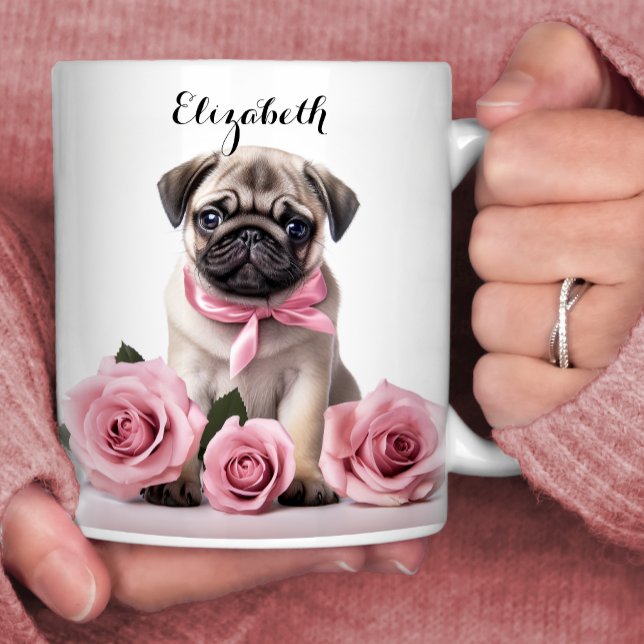 Hübscher Mops Welpen Rosen Personalisierter Hund Kaffeetasse (Von Creator hochgeladen)