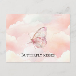 Hübscher rosa Schmetterling in den Wolken Postkarte