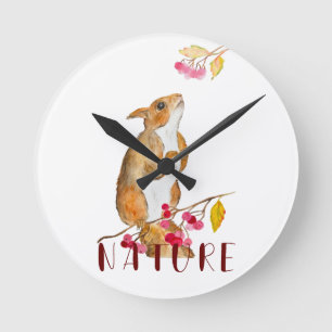 Hübsches Aquarellhörnchen auf einem Zweig mit Beer Runde Wanduhr