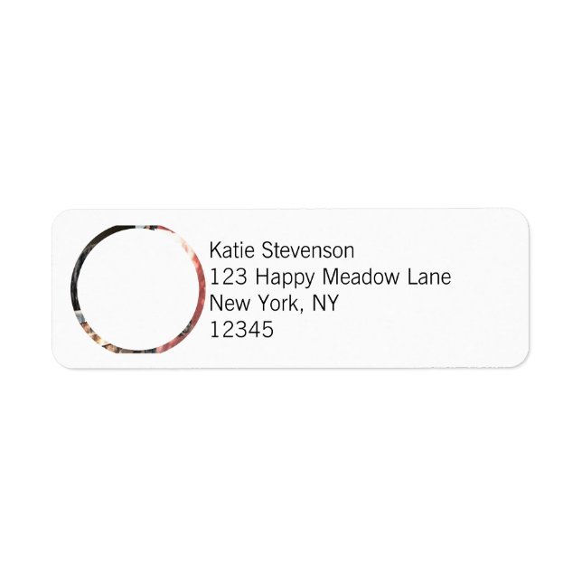 Hübsches Bay Horn im sonnigen Stall (Vorne)