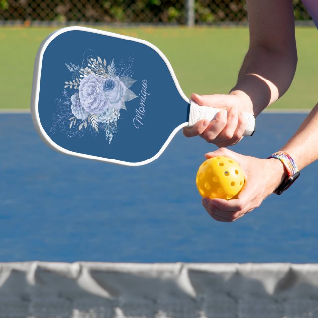 Hübsches Blau und Silber Blumen Personalisiert Pickleball Schläger (InSitu)