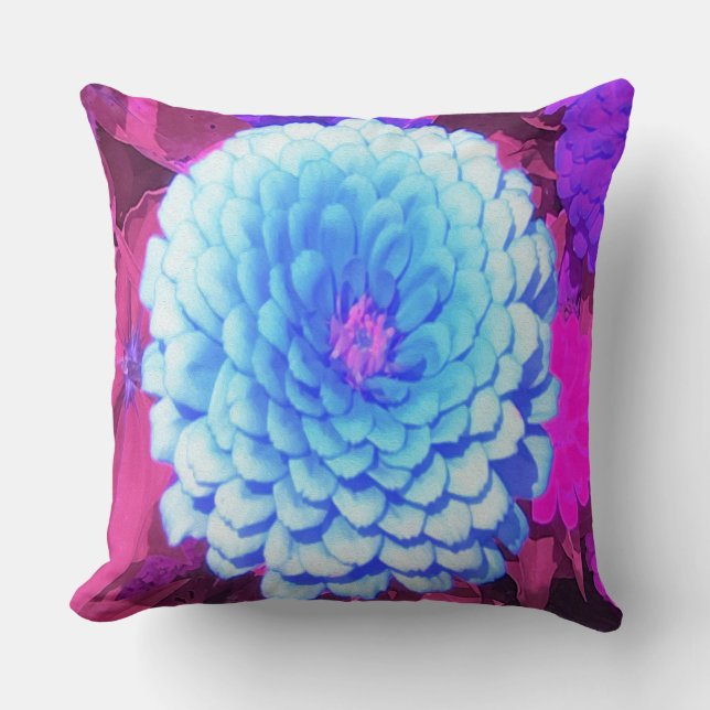 Hübsches blaues Zinnia im Lila Sommergarten Kissen (Vorderseite)