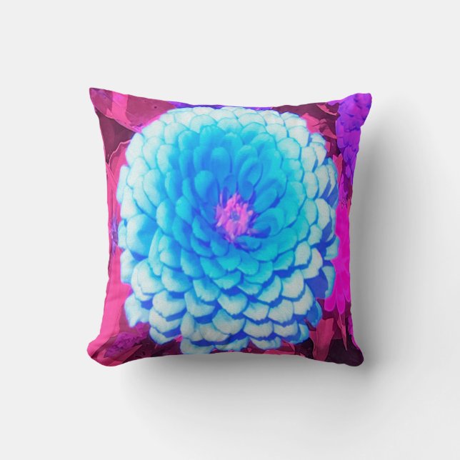 Hübsches blaues Zinnia im Lila Sommergarten Kissen (Vorderseite)