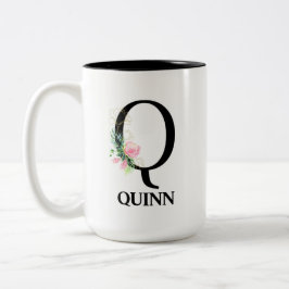 Hübsches Blumenmuster Q mit Monogramm Alphabet Zweifarbige Tasse