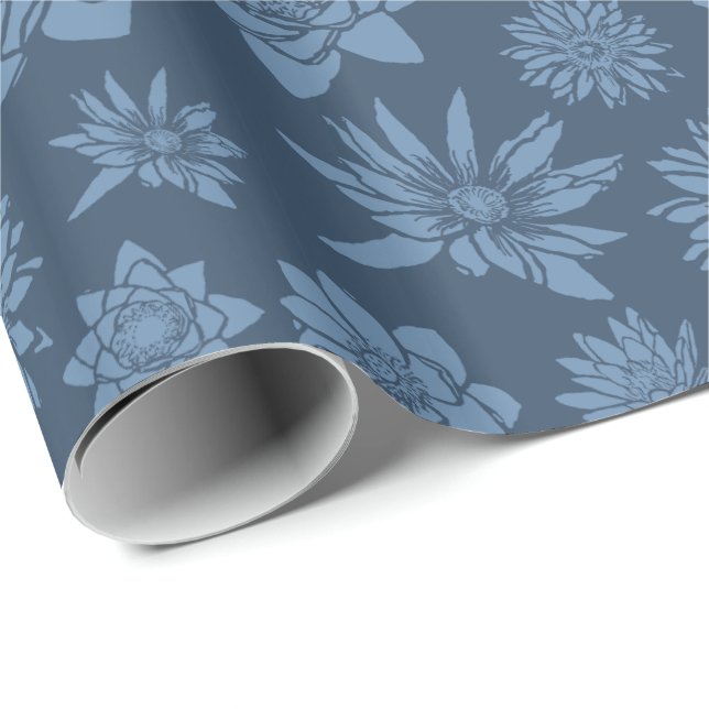 Hübsches dunkelblaues Blumenmuster Geschenkpapier (Rolleneckpunkt)