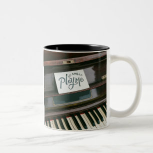 Hübsches Klavier Zweifarbige Tasse