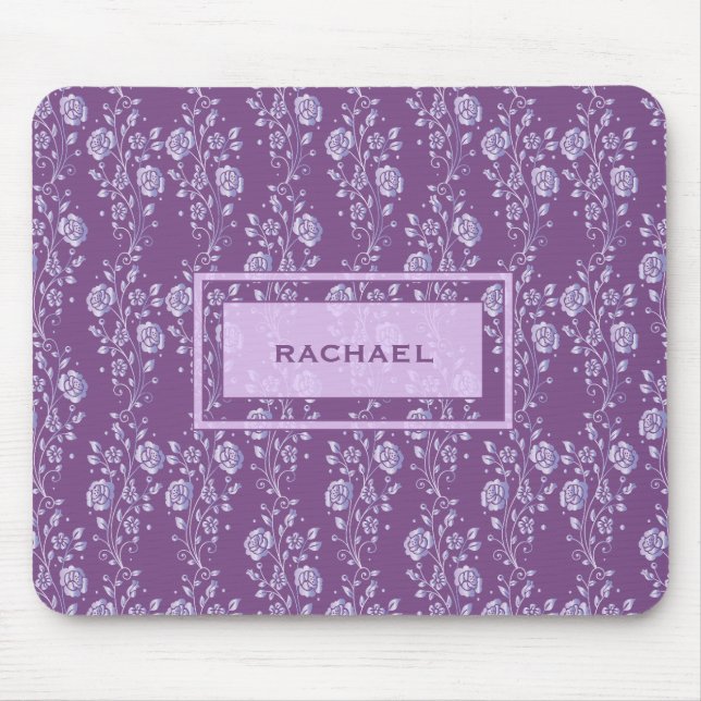Hübsches Lila und Hübsches Lilac Floral Monogramm Mousepad (Vorne)