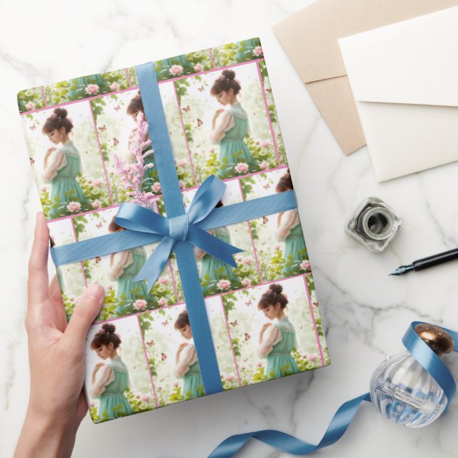 Hübsches Mädchen im Sommergarten Geschenkpapier (Schenken)